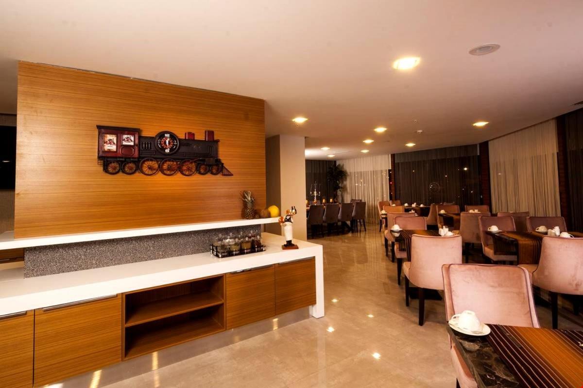 Majura Hotel Business イズミル エクステリア 写真