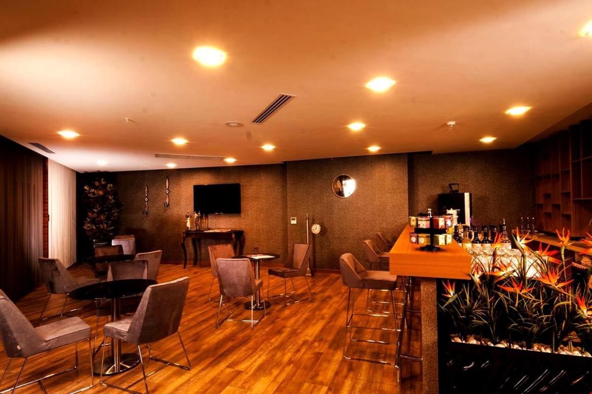 Majura Hotel Business イズミル エクステリア 写真
